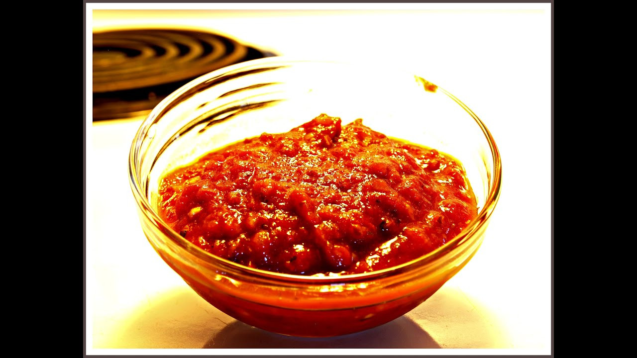 Healthy Pizza Sauce
 THE BEST healthy pizza sauce recipe