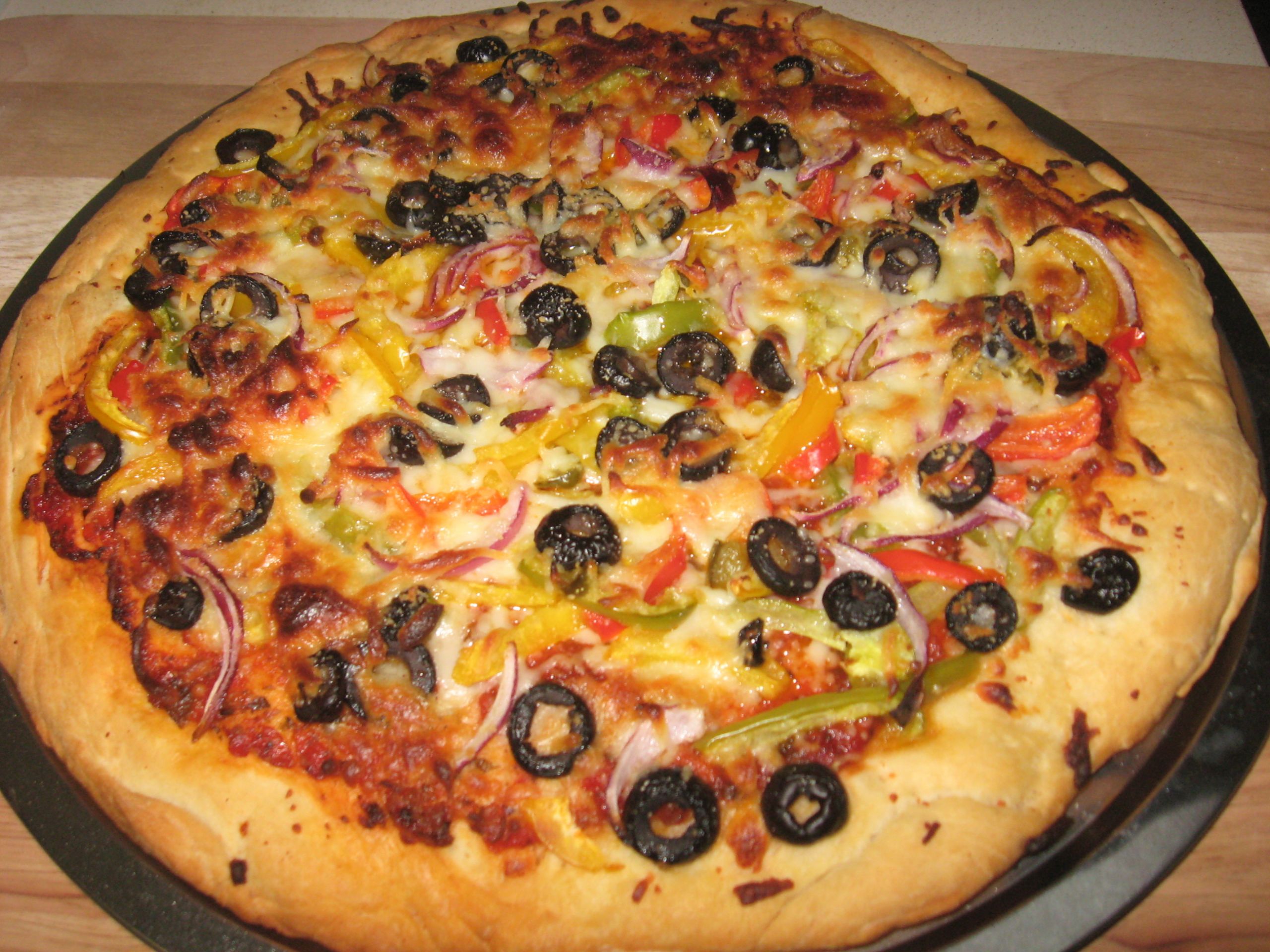 Homemade Veggie Pizza
 Homemade Restaurant – Style Ve able Pizza