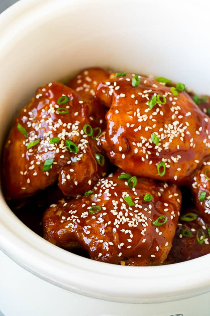 Honey Garlic Chicken Thighs Slow Cooker
 Slow Cooker Chicken Thighs Dinner at the Zoo