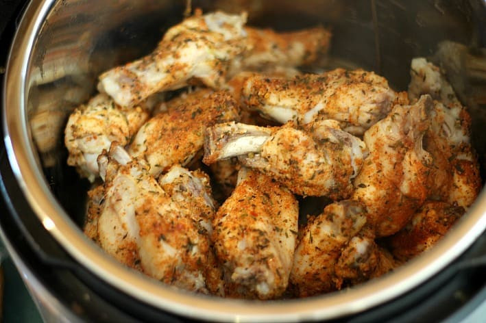 Instant Pot Bbq Chicken Wings
 Instant Pot Easy Chicken Wings BBQ or Buffalo Style