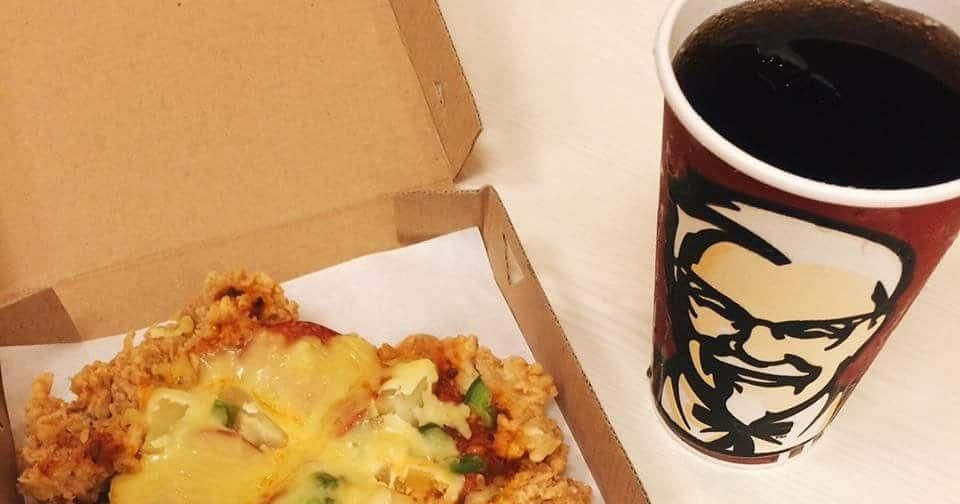 Kfc Chicken Pizza
 Now KFC Is Using Fried Chicken As a Pizza Crust
