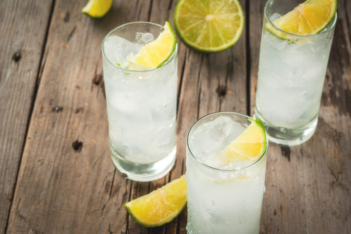 Lemon Vodka Drinks
 Vodka Lemon ricetta e preparazione del long drink dissetante