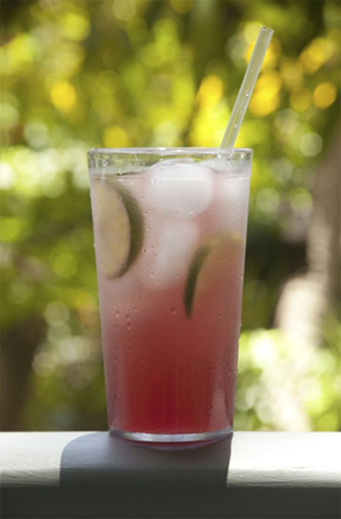 Low Calorie Vodka Drinks To Order At A Bar
 10 Tasty Low Calorie Drinks to Order at the Bar