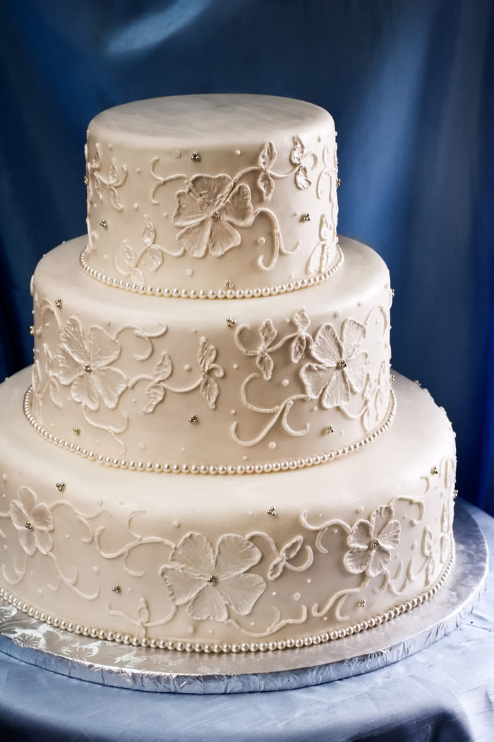 Make Your Own Wedding Cakes
 Design Your Own Wedding Cake With New line Tool