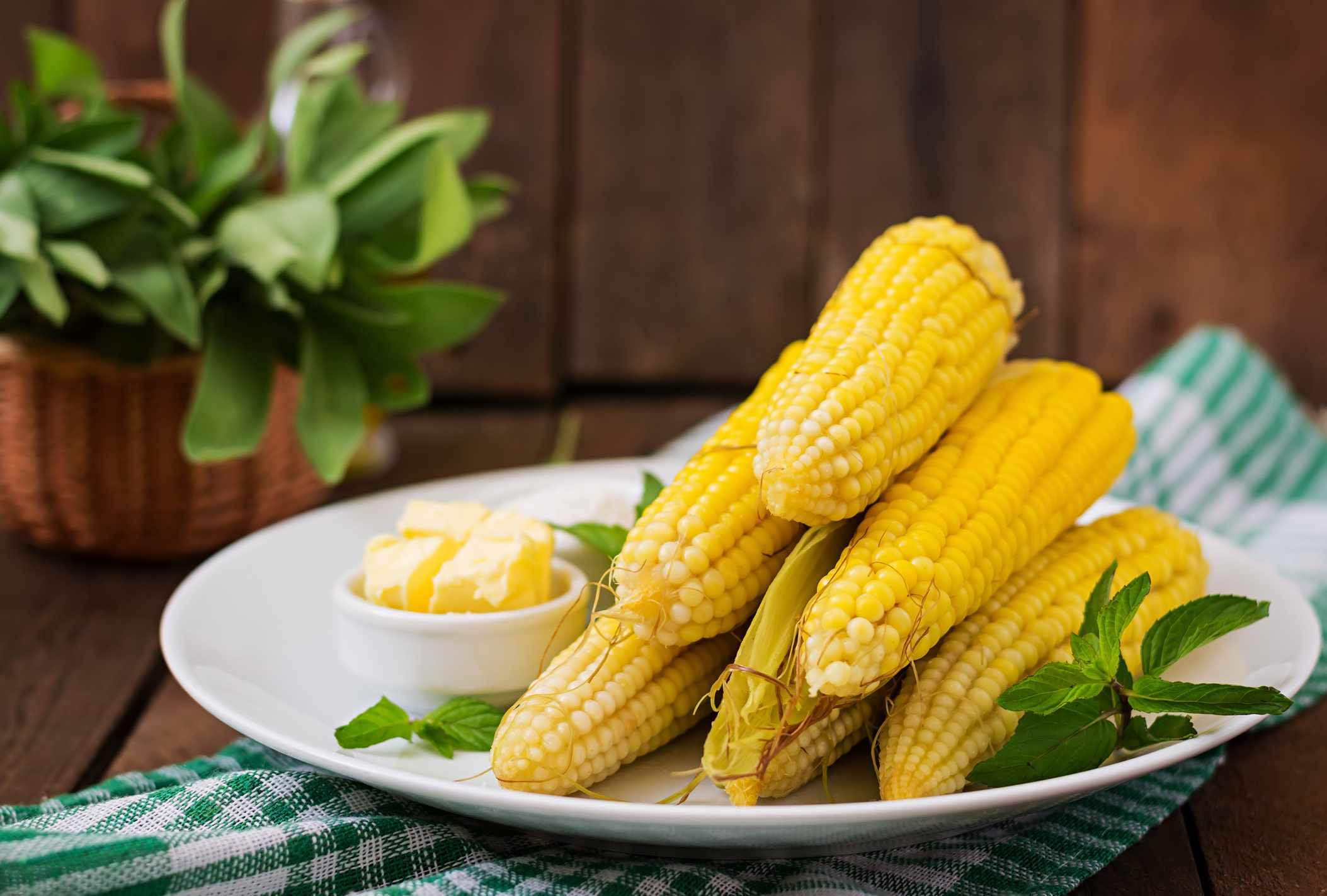 Microwave Sweet Corn
 Six Ways to Cook and Use Fresh Sweet Corn