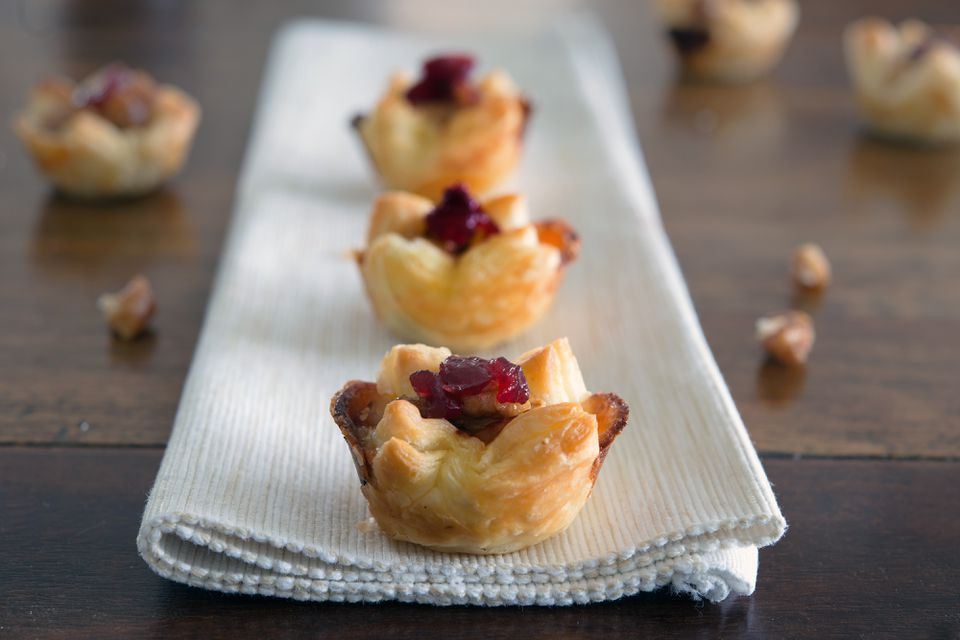 Mini Brie Puff Pastry Appetizers
 16 Quick and Easy Puff Pastry Appetizers