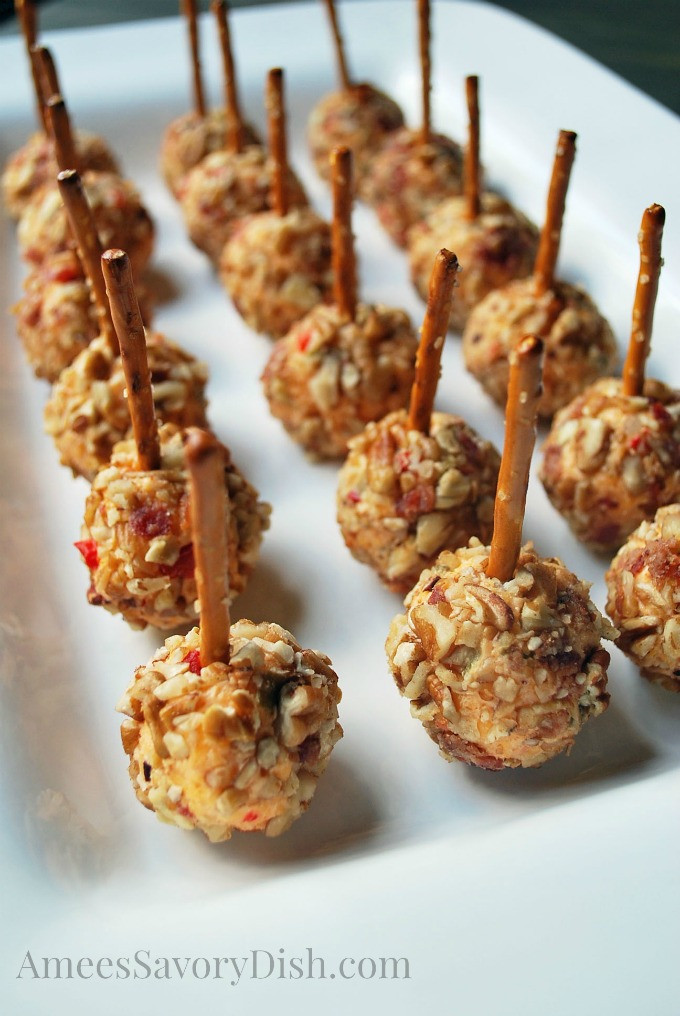 Mini Cheese Ball Appetizers
 Spicy Pimento Cheese Balls Appetizer