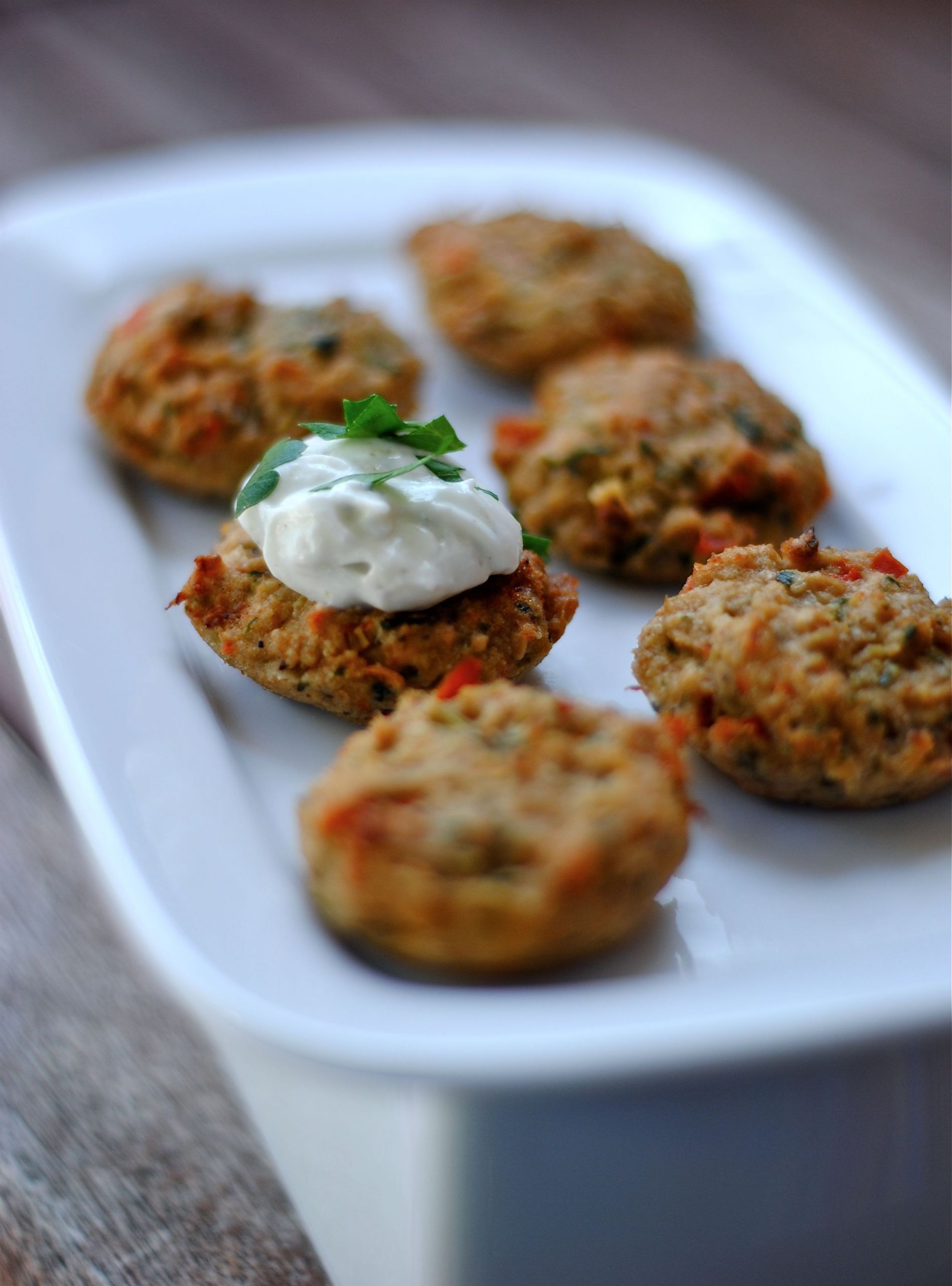 Mini Crab Cake Appetizer Recipes
 how long to bake crab cakes at 350