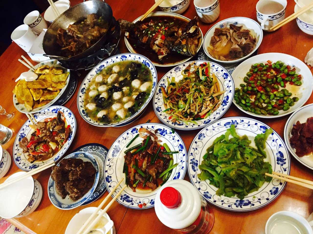 New Year Day Dinner Traditions
 Chinese New Year is about family friends and food