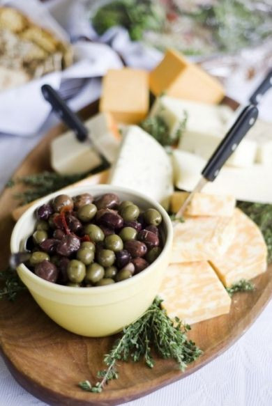 Olives And Cheese Appetizers
 50 Hottest Fall Wedding Appetizers We Love