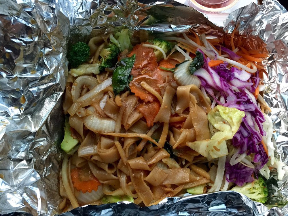 Pad Thai Asheville
 Drunken noodles with only veggies I got it in Thai hot