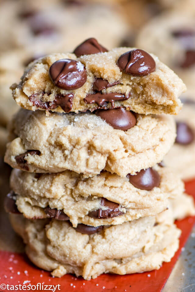Peanut Butter Cookies With Peanut Butter Chips
 Peanut Butter Chocolate Chip Cookie Recipe Soft and Chewy