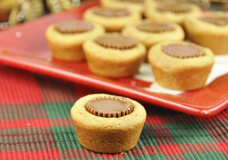 Peanut Butter Cookies With Reeses Cup
 Peanut Butter Cup Cookies