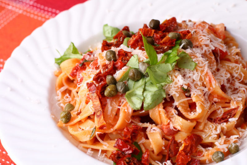 Pizza Sauce Vs Spaghetti Sauce
 Less calories pasta or pizza Healthy Life & Beauty