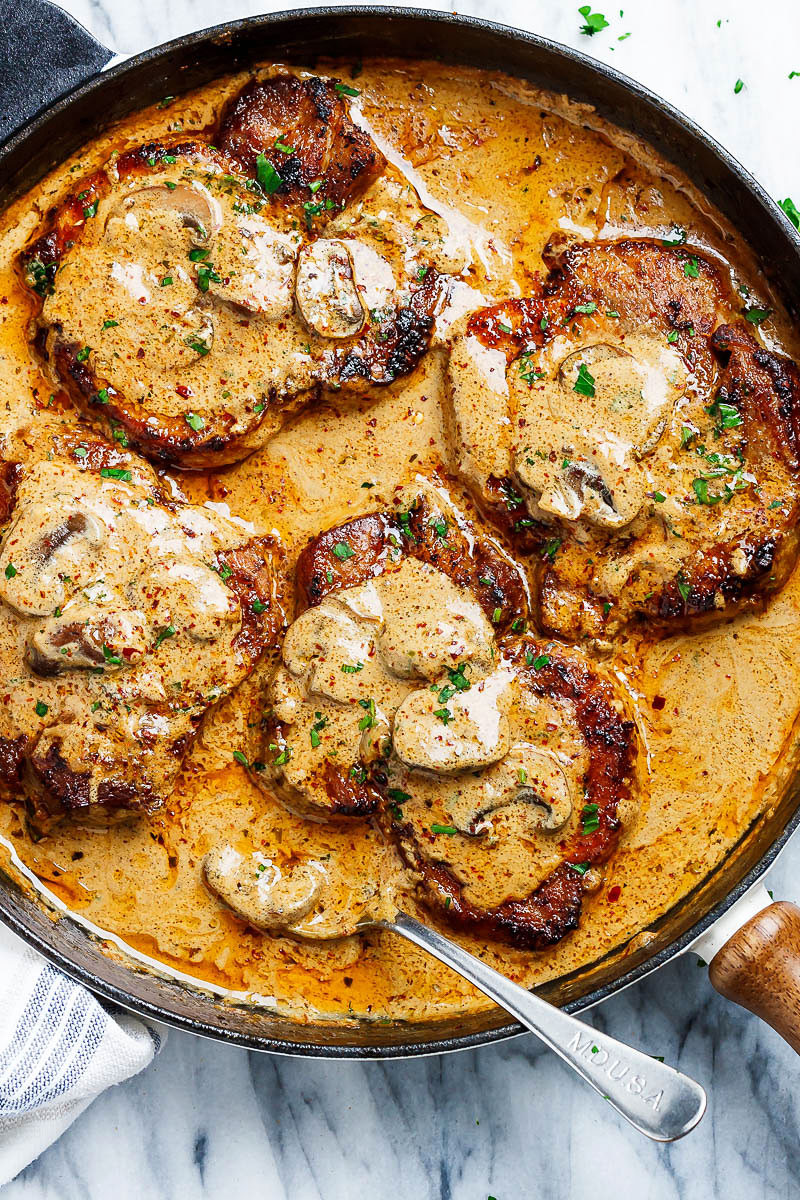 Pork Chop And Mushroom Soup Recipe
 Garlic Pork Chops Recipe in Creamy Mushroom Sauce – How to