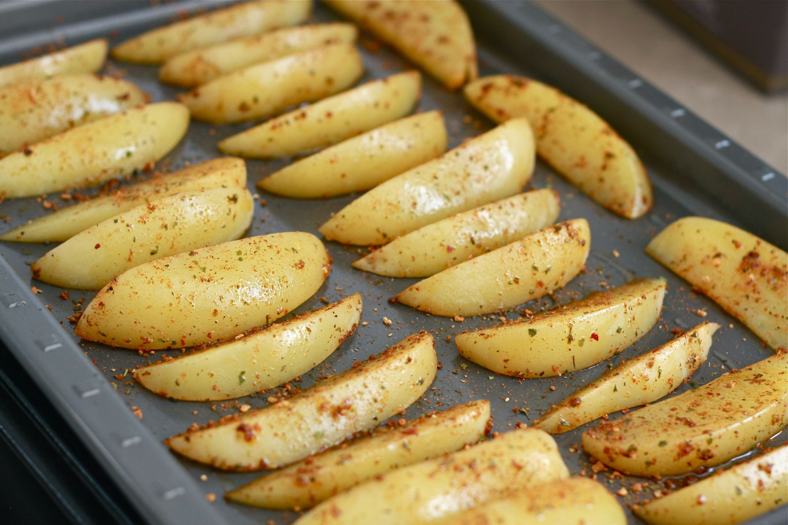 Potato Wedges In Oven
 Crispy Oven Baked Chermoula Potato Wedges