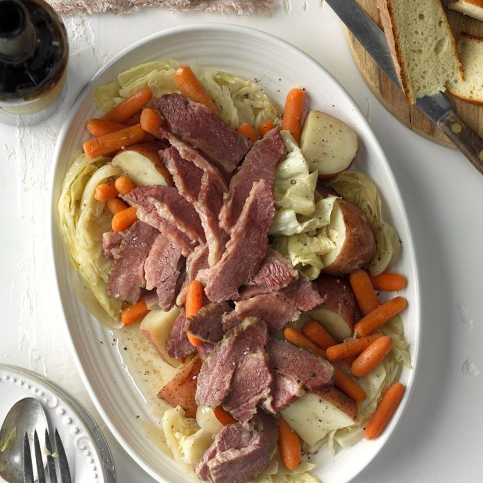 Pressure Cook Corned Beef And Cabbage
 Pressure Cooker Easy Corned Beef and Cabbage Recipe