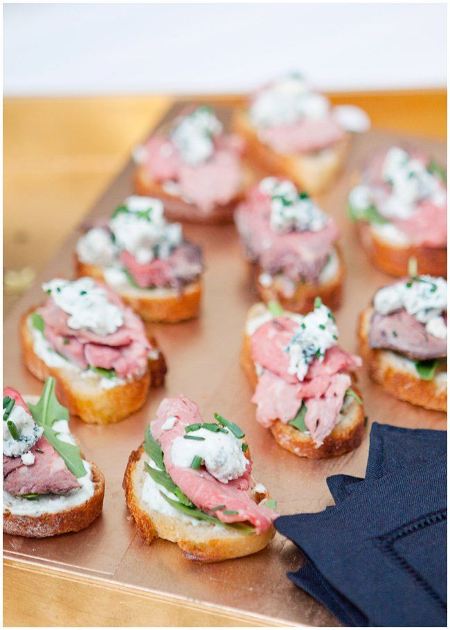 Prime Rib Appetizers
 Prime Rib Crostini with Blue Cheese Sauce New Years