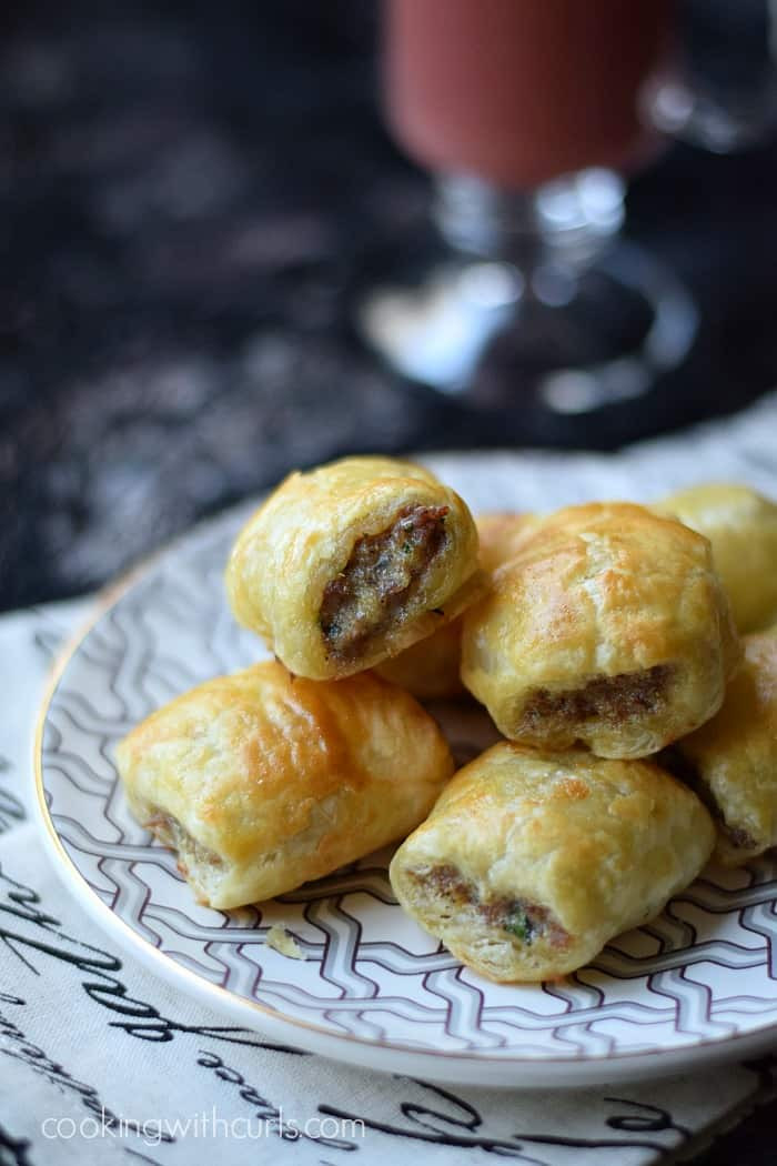 Puff Pastry Dinner Recipes
 Puff Pastry Sausage Rolls Cooking With Curls