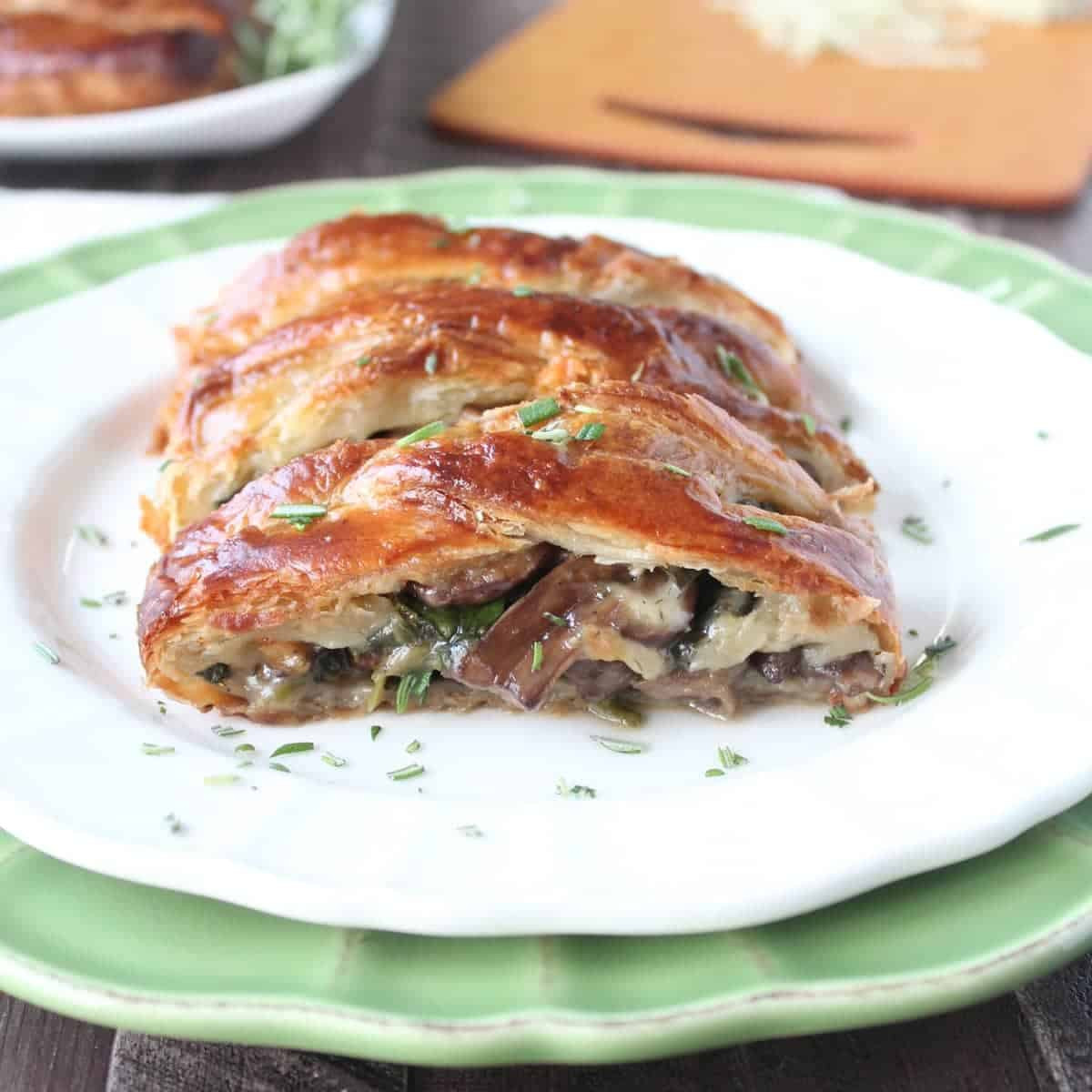 Puff Pastry Dinner Recipes
 Cheesy Mushroom Spinach Puff Pastry Recipe