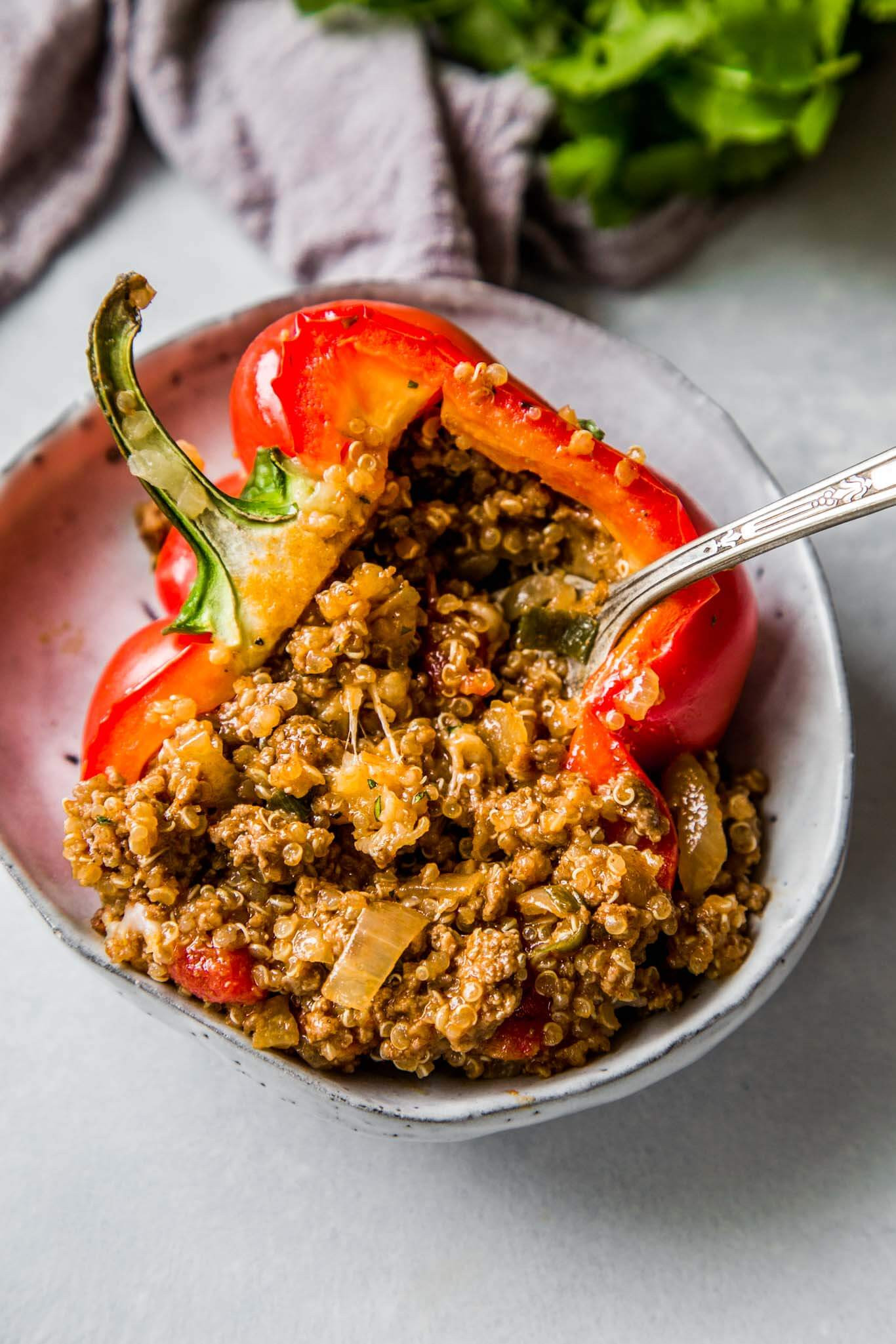 Quinoa And Beef Stuffed Peppers
 Southwest Beef & Quinoa Stuffed Peppers VIDEO