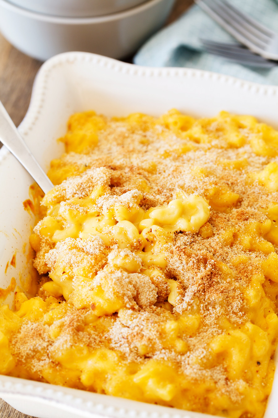 oven baked mac and cheese with bechamel sauce