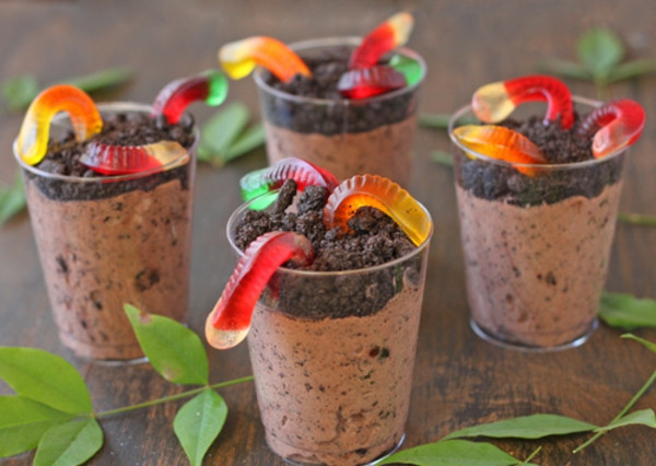 Recipes For Dirt Dessert
 Dirt Pudding Cups With Gummy Worms Recipe