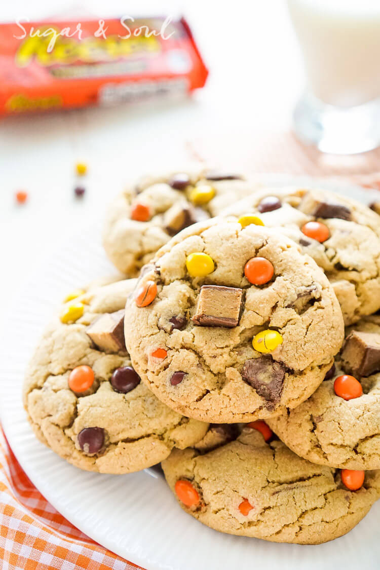 Reese Peanut Butter Cup Cookies Recipe
 These Overloaded Reese s Peanut Butter Pudding Cookies are