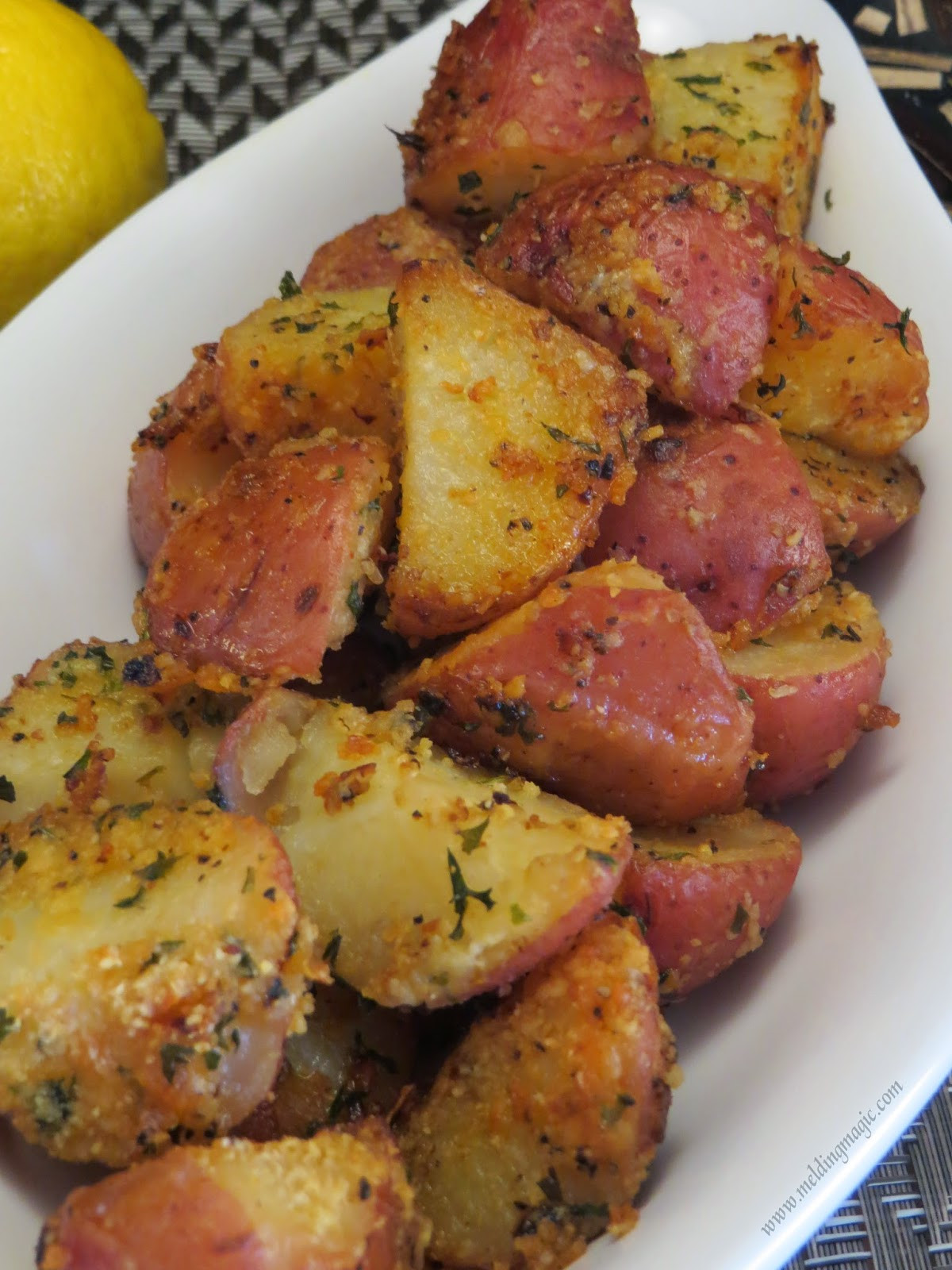 Roasted Baby Potatoes With Parmesan
 GarlicParmesanRoastedBabyRedPotatoes 1 200×1 600