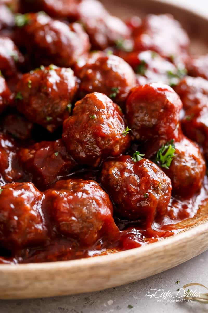 Sauces For Appetizer Meatballs
 Cocktail Meatballs in a super easy sweet and sour sauce