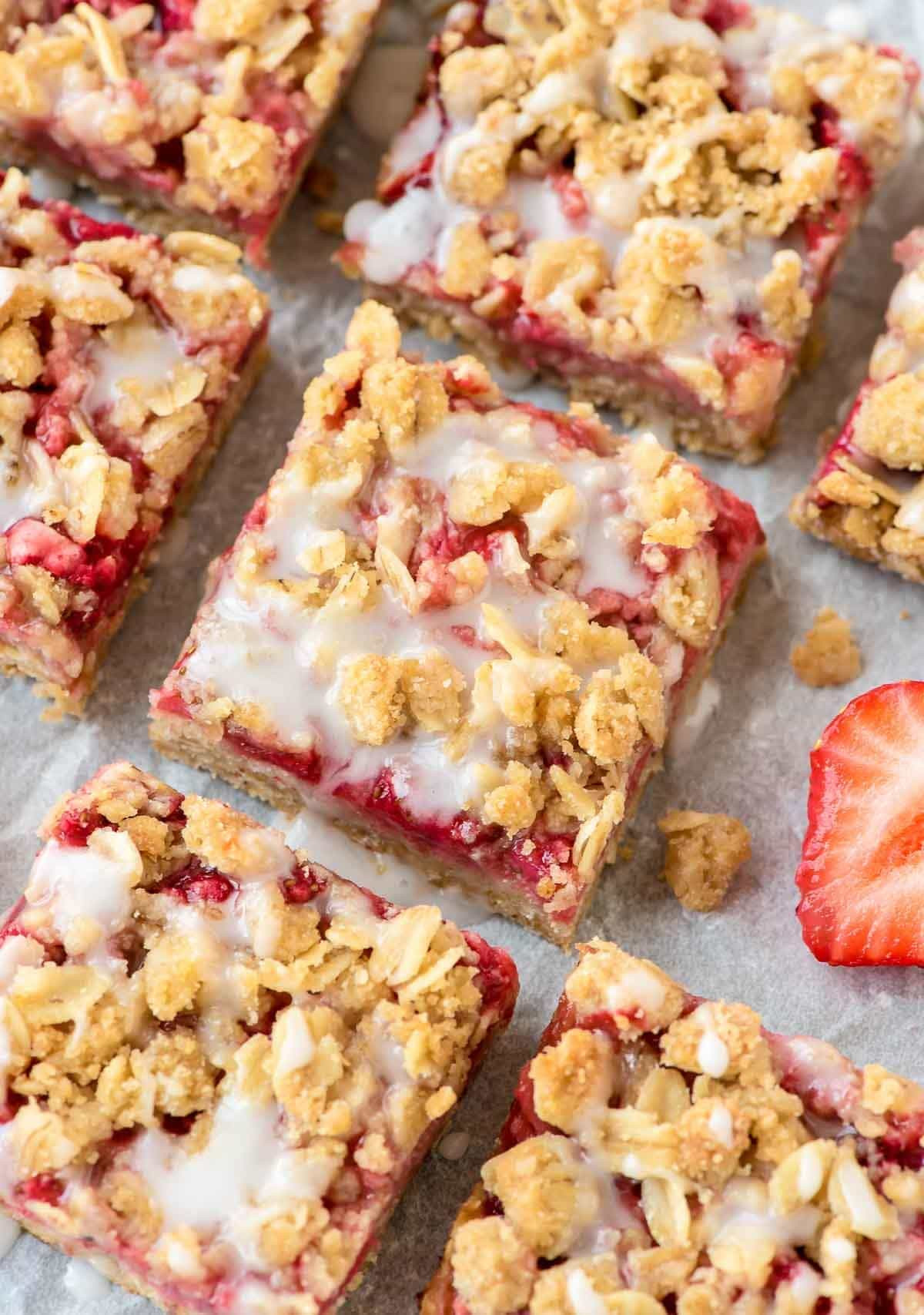 Simple Strawberry Desserts
 Healthy Strawberry Oatmeal Bars Recipe