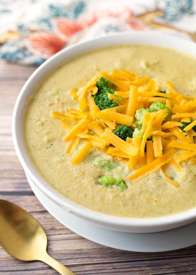 Slow Cooker Broccoli Cheddar Soup
 Slow Cooker Broccoli Cheddar Soup