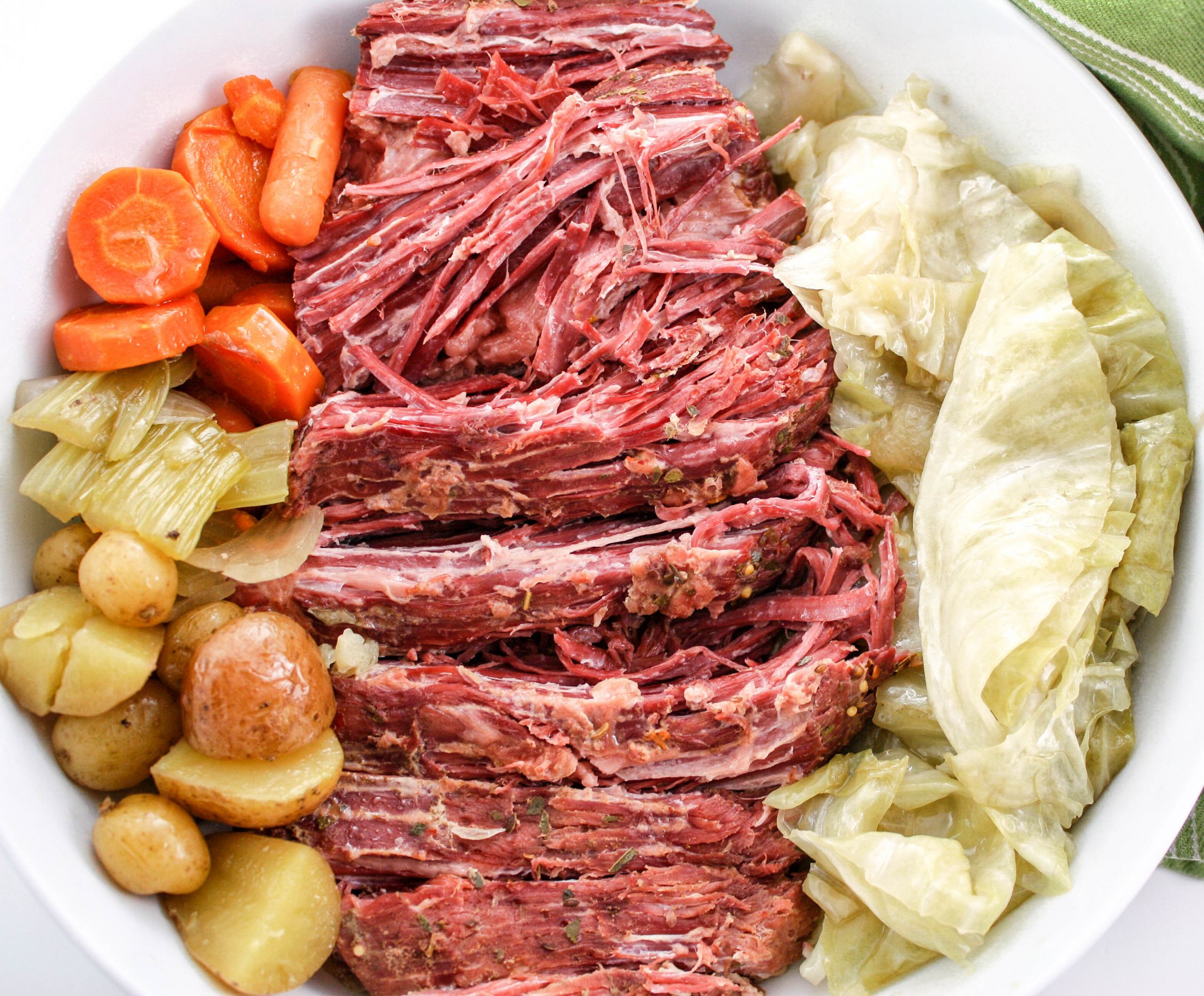 Slow Cooker Corned Beef Cabbage
 Slow Cooker Corned Beef and Cabbage Life She Lives