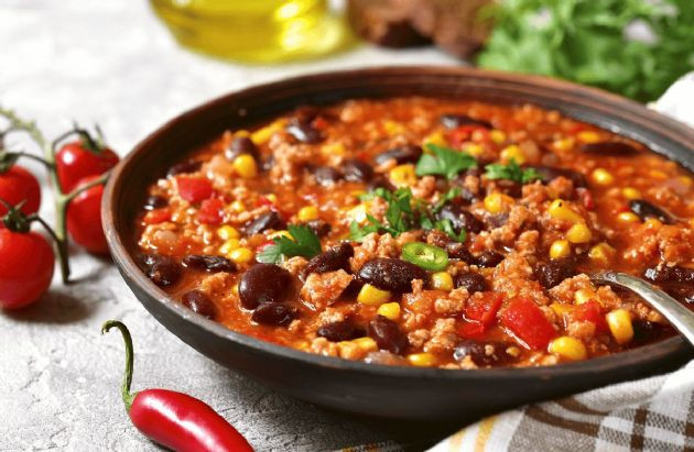 Slow Cooker Ground Turkey
 Slow Cooker Chili with Corn Black Beans and Ground Turkey