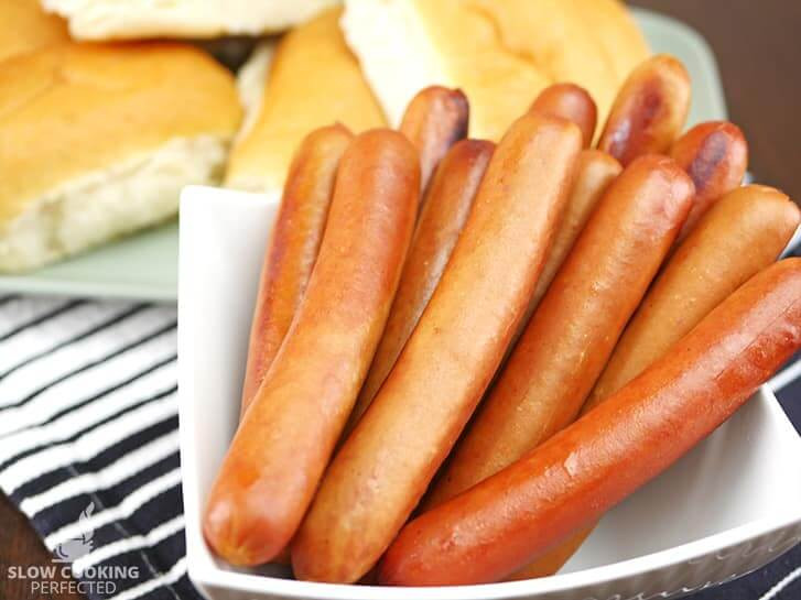 Slow Cooker Hot Dogs
 Cook Hot Dogs in Bulk using a Slow Cooker Slow Cooking