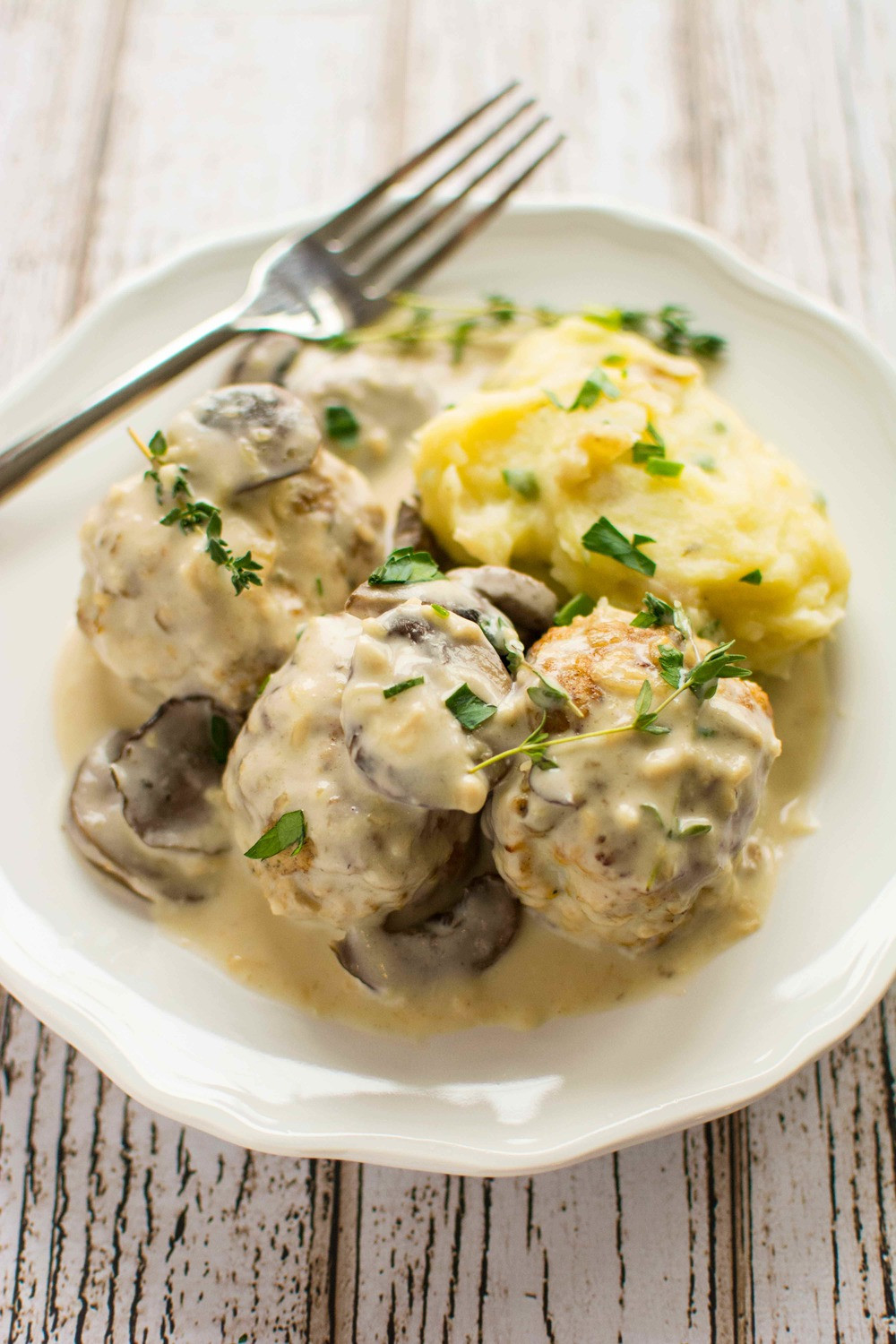 Slow Cooker Meatballs And Gravy
 forting Chicken Meatballs with Gravy