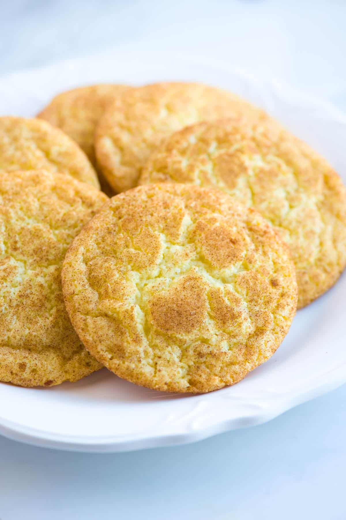 Snickerdoodle Cookies Recipe
 Easy Snickerdoodles Recipe with Soft Chewy Centers