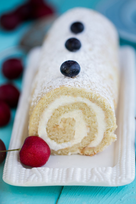 Sponge Cake Roll
 Vanilla Sponge Cake Roll with Berries Life Made Sweeter