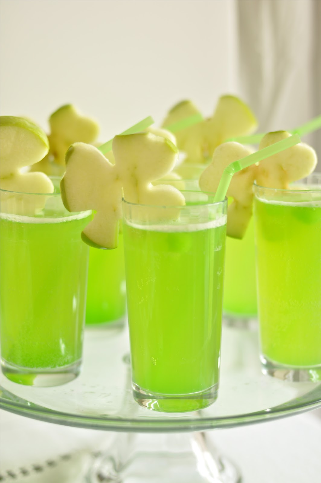 St Patrick's Day Drink Ideas
 my parties st patricks day party Creative Juice