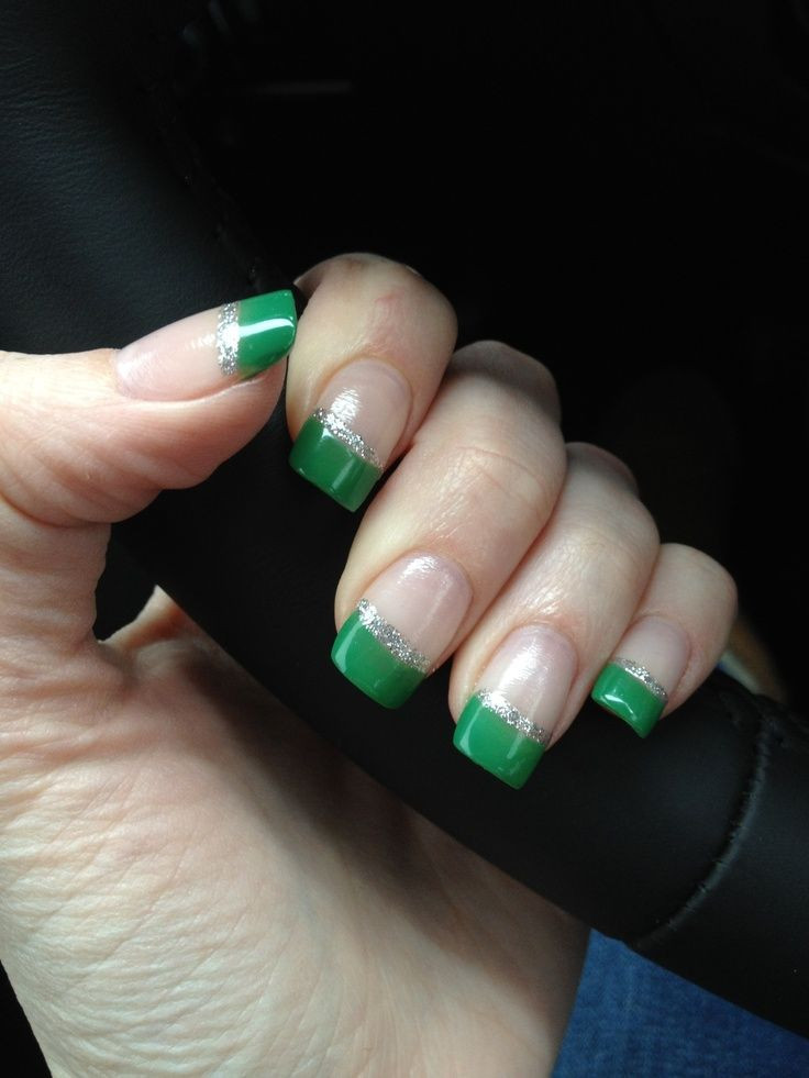St Patrick's Day Nail Ideas
 green nails