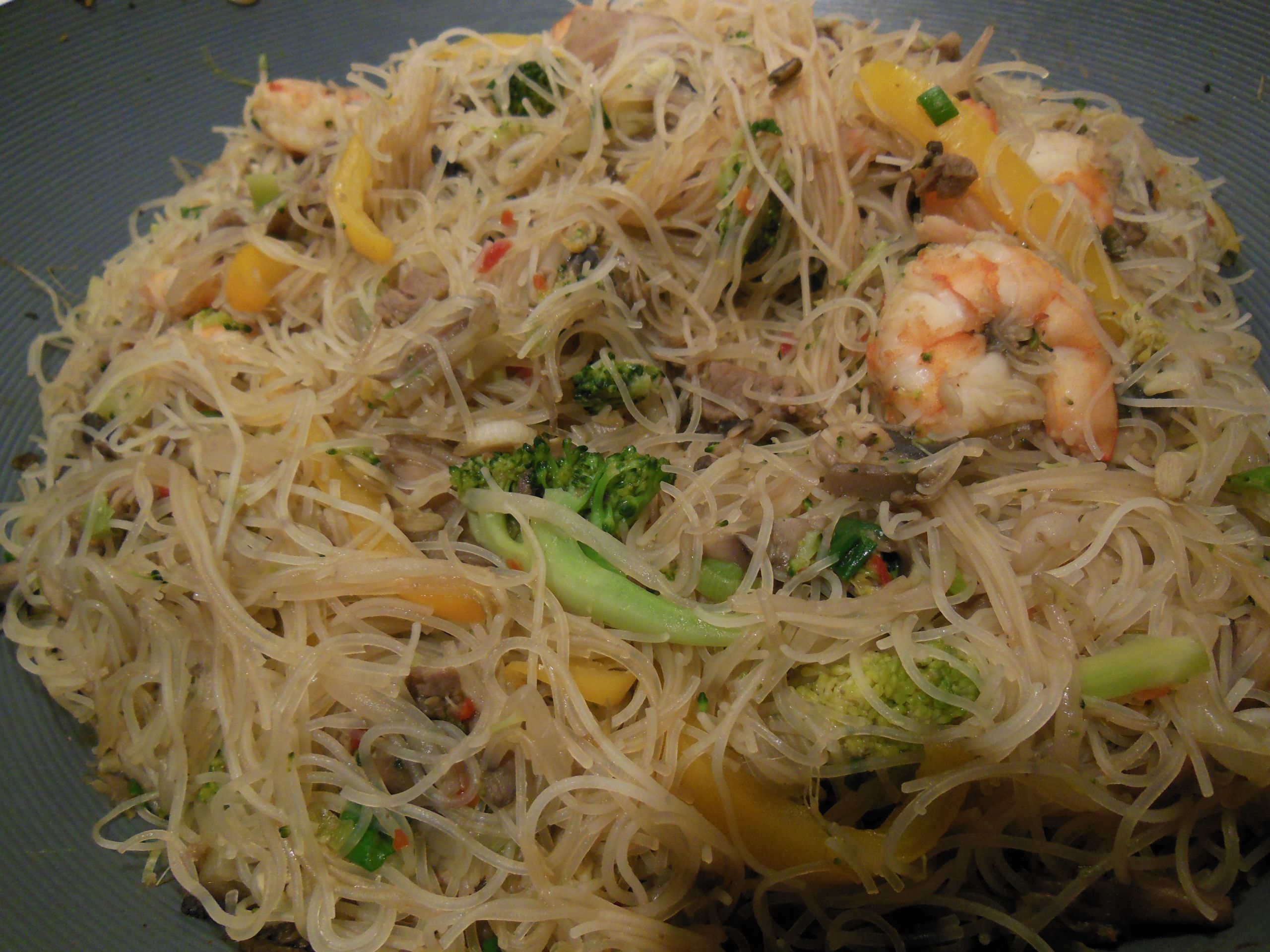 Stir Fry With Rice Noodles
 Beef and Shrimp Stir Fry with Rice Noodles
