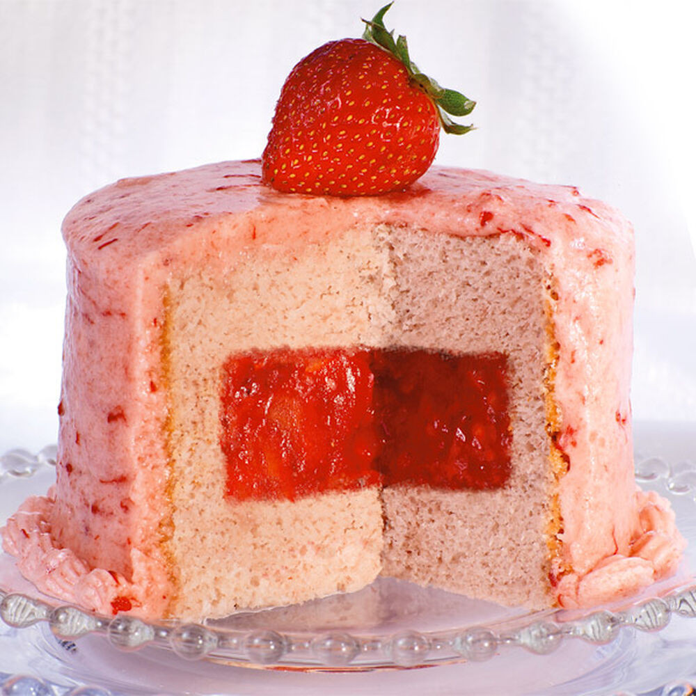 strawberry preserves cake filling