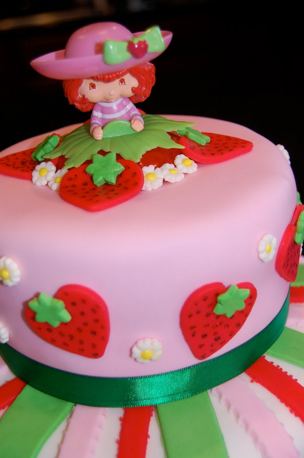 Strawberry Shortcake Birthday Cake
 MKHKKH Strawberry Shortcake Cake