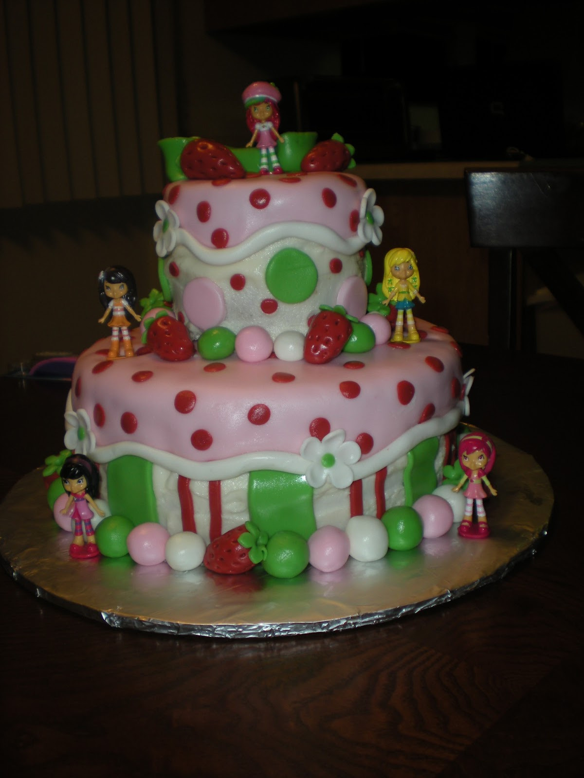 Strawberry Shortcake Birthday Cake
 Carlynne s Cakes Strawberry Shortcake Birthday Cake
