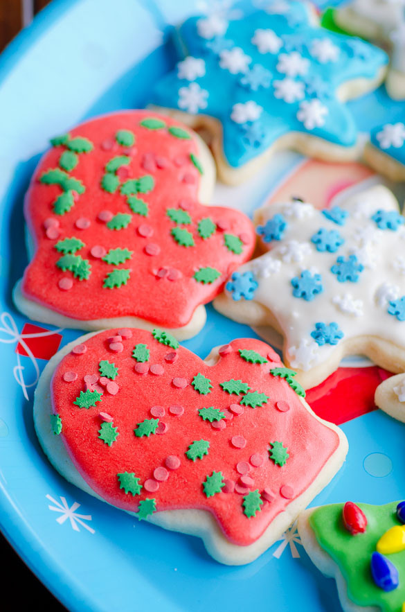 Sugar Cookies Cut Out
 Soft Christmas Cut Out Sugar Cookies with Easy Icing