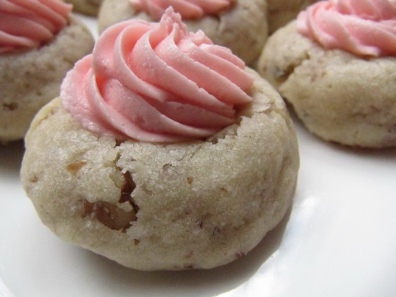 Thumbprint Cookies With Icing
 Pecan Cherry Thumbprint Cookies