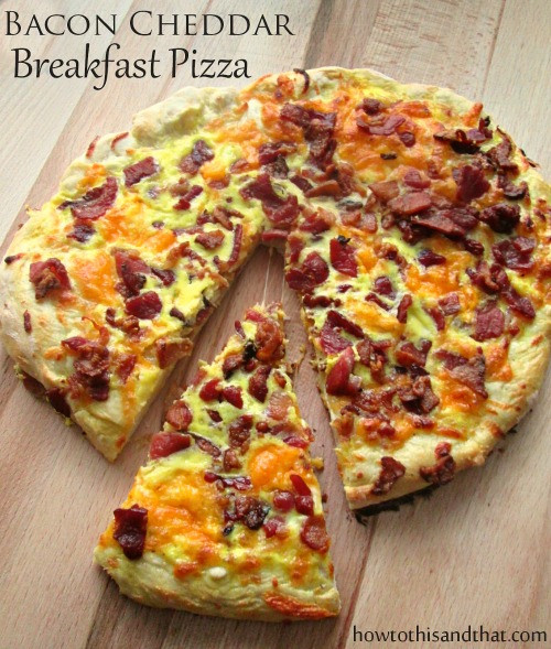 Tops Breakfast Pizza
 Top 10 Breakfast Pizza Recipes RecipePorn