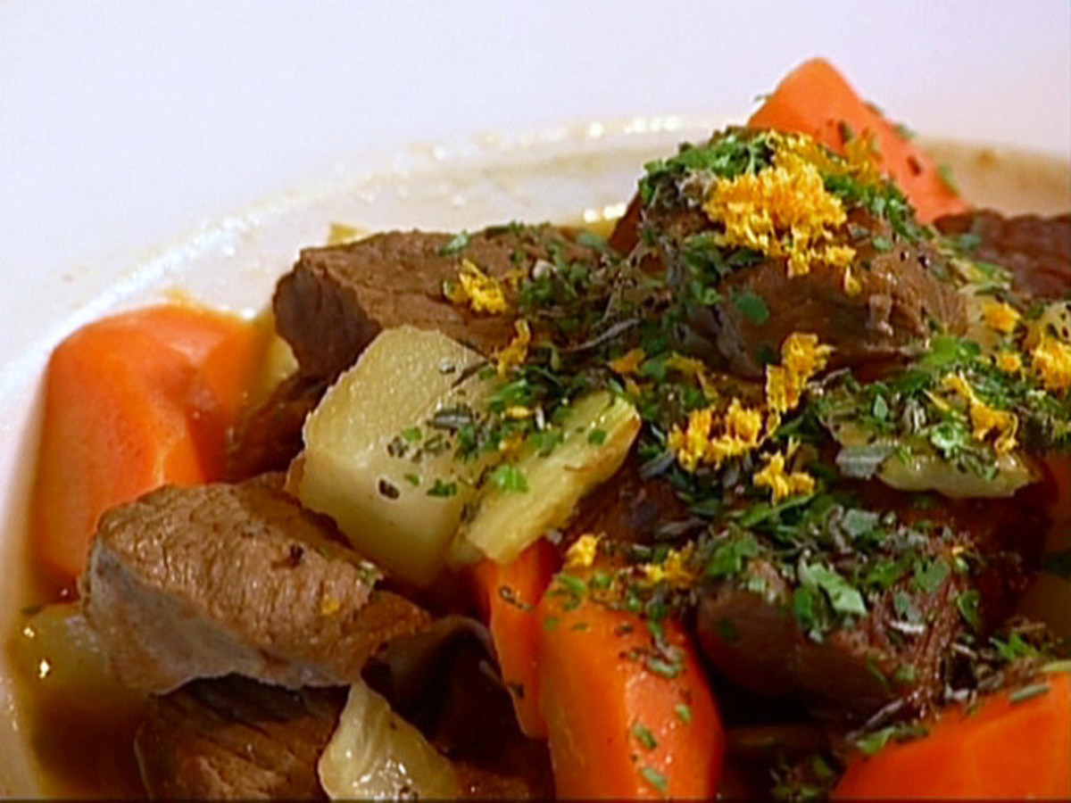 Traditional Lamb Stew
 How to Make a Traditional Irish Lamb Stew