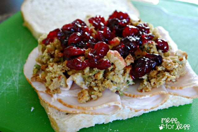 Turkey And Dressing Sandwiches
 Turkey Stuffing and Cranberry Sauce Sandwich Mess for Less