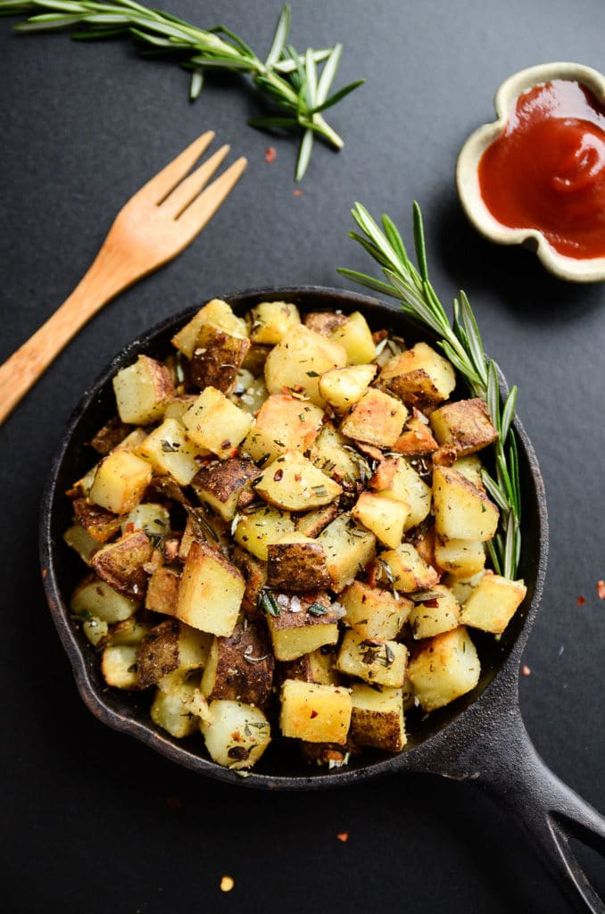Vegan Breakfast Potatoes
 Crispy Vegan Breakfast Potatoes with Garlic Herb Oil